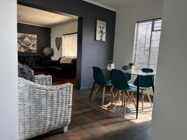 Appartamento Karoo Heart Beaufort West Esterno foto